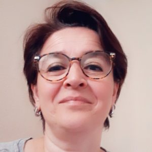 Profilbild von Esna Kaya