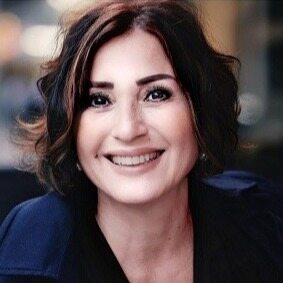 Profilbild von Esra Adiyaman