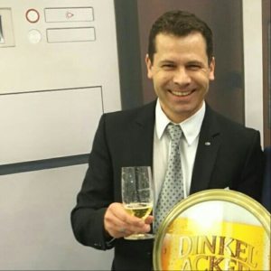Profilbild von Frank Dinkelacker