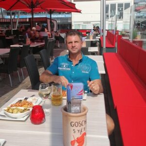 Profilbild von Gregor Kschionsko