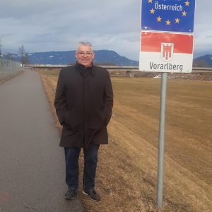 Profilbild von Hans Georg Hösle