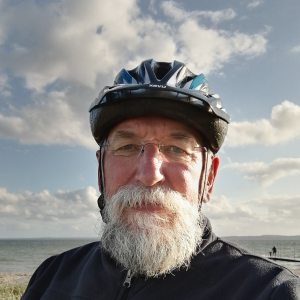 Profilbild von Hartmut Stosshoff