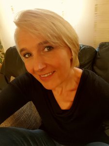 Profilbild von Heike Hangkamer-Kuehnen