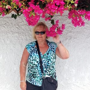 Profilbild von Helga Breuer