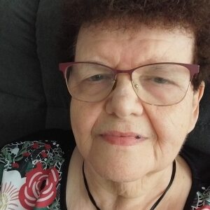 Profilbild von Helga Dovens