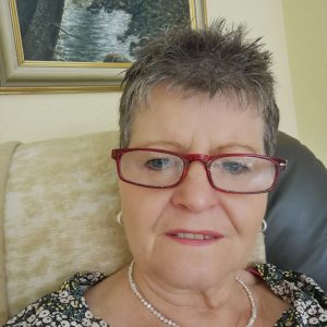 Social Media Profilbild Helga Unkelbach 