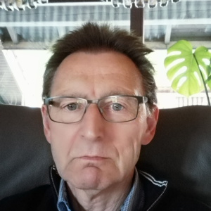 Profilbild von Hellmut Doll