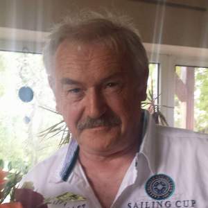 Profilbild von Helmut Küsters