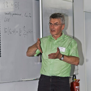 Profilbild von Helmut Prof. Dr. Rieder