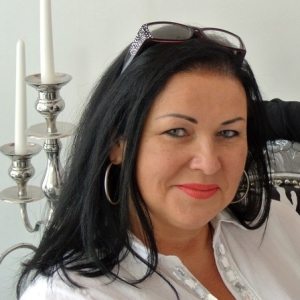 Profilbild von Inge Raschke Houichi
