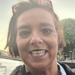 Profilbild von Iris Boujmia