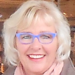 Social Media Profilbild Iris Faust 