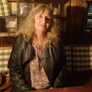 Profilbild von Iris Heinzel