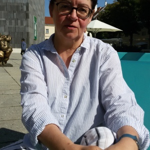 Profilbild von Isgard Julien-Schmal