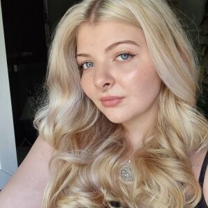 Profilbild von Joyce Schönknecht
