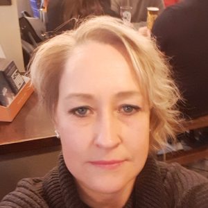 Profilbild von Karen Hahm-Jones