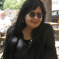 Profilbild von Karin Heinen