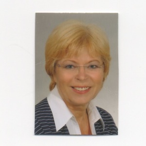 Social Media Profilbild Karin Schwenzer 