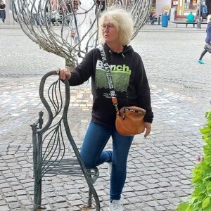 Profilbild von Karina Off