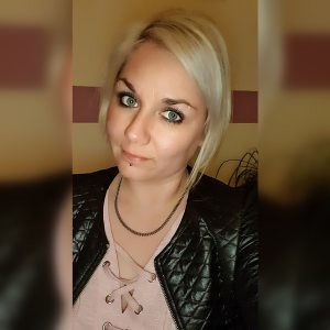 Profilbild von Katja Feuerheerdt