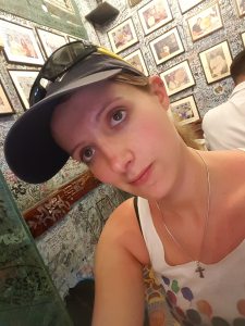 Profilbild von Lisa Clair Brezski