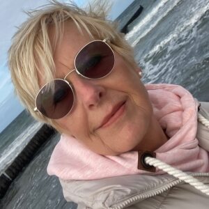 Profilbild von Martina George