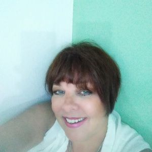 Profilbild von Melanie Amos