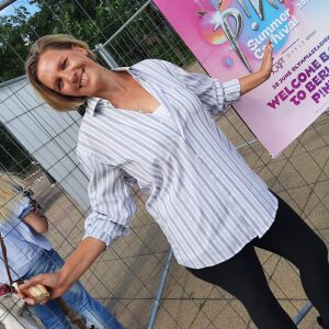 Profilbild von Melanie Hoyer