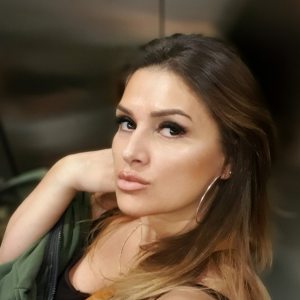 Profilbild von Mevlude Veliova