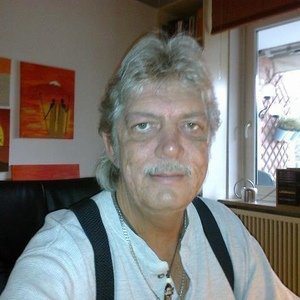 Profilbild von Mike Lewens