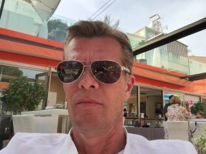 Profilbild von Mike Schweitzer
