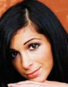 Social Media Profilbild Mirna Ayoub 
