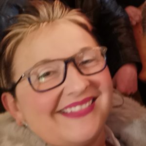Profilbild von Mojca Jankovic-Martin
