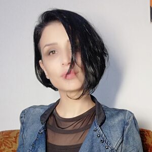 Profilbild von Mona Karaki