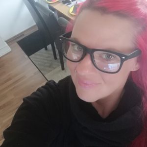 Profilbild von Nadine Brzakala