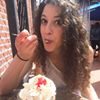 Profilbild von Nadine Natour