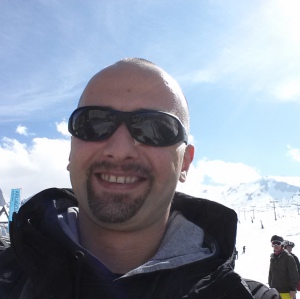 Profilbild von Nazmi Akin