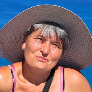 Profilbild von Nicole Scarlet Simons