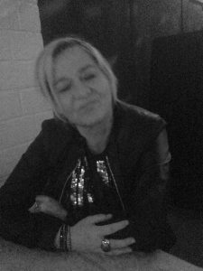 Profilbild von Nicole von Juterczenka