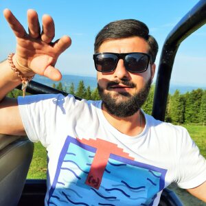 Profilbild von Nika Titvinidze