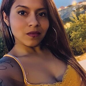 Profilbild von Nila Flores