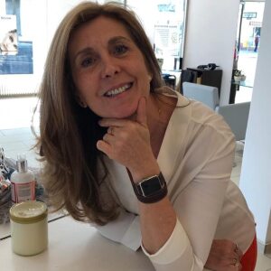 Profilbild von Nora Blau