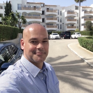 Profilbild von Oliver Hüttenhoff