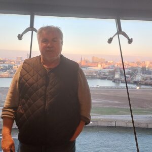 Profilbild von Oliver Schuster