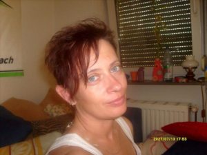 Profilbild von Petra Breuer