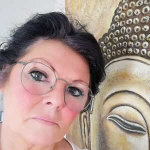 Social Media Profilbild Petra Heckes 