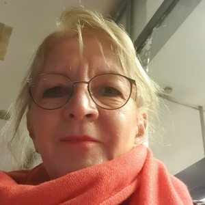 Social Media Profilbild Petra Heinisch 