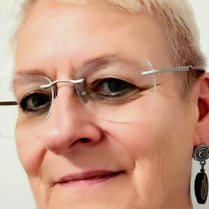 Social Media Profilbild Petra Queck 