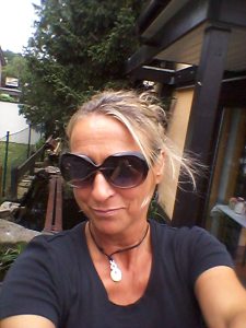 Profilbild von Petra Velder