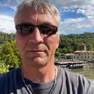 Profilbild von Rainer Genzel